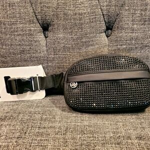 Steve Madden Black Rhinestone Fanny Pack. *brand new**